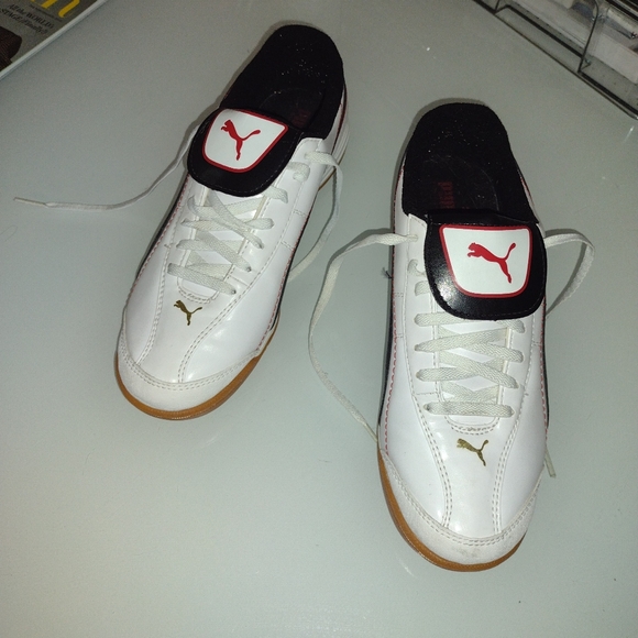 Puma "Esito" White & Black Shoes - Picture 8 of 10